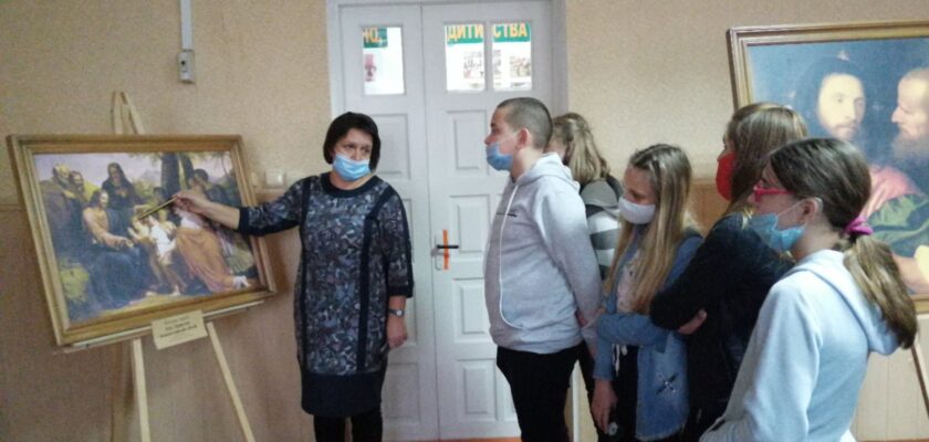 an exhibition of paintings by famous artists about the Life of Jesus